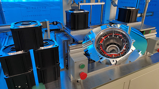 力华宏展推出新一代电机热套设备，精准赋能高端制造升级